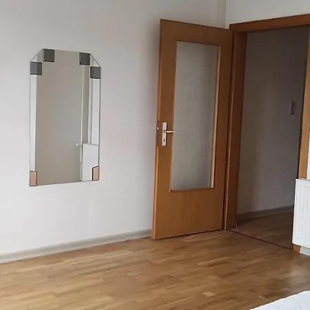 Semesterbostad ⌂ Privatwohnung *